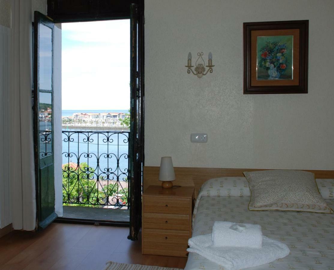Hostal Zaragoza Hondarribia Esterno foto